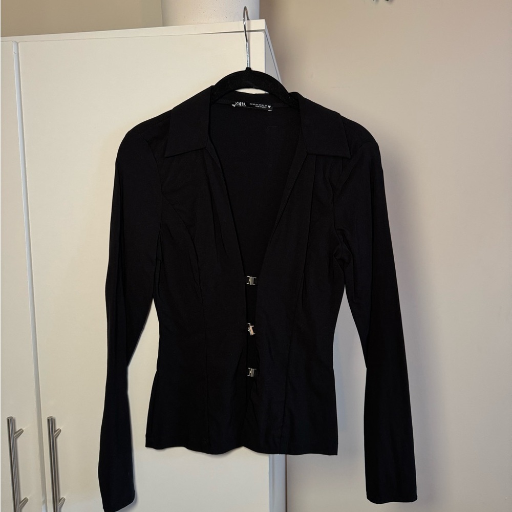 Black Women's Zara top